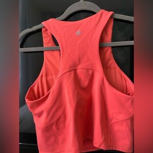 Size 6 lululemon top